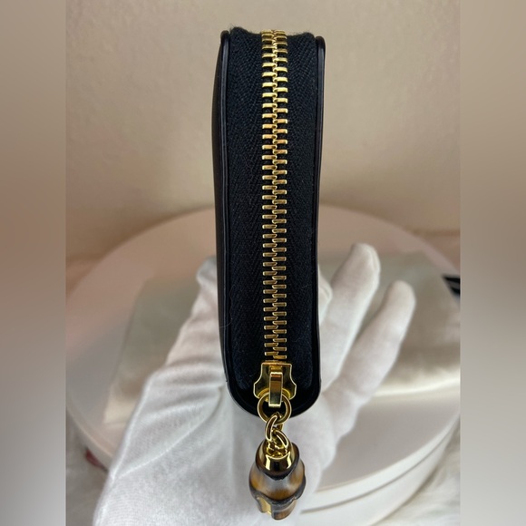 Gucci EUC Bamboo Pearl Zip Around Wallet in Matte Black Calfskin - Picture 4 of 12